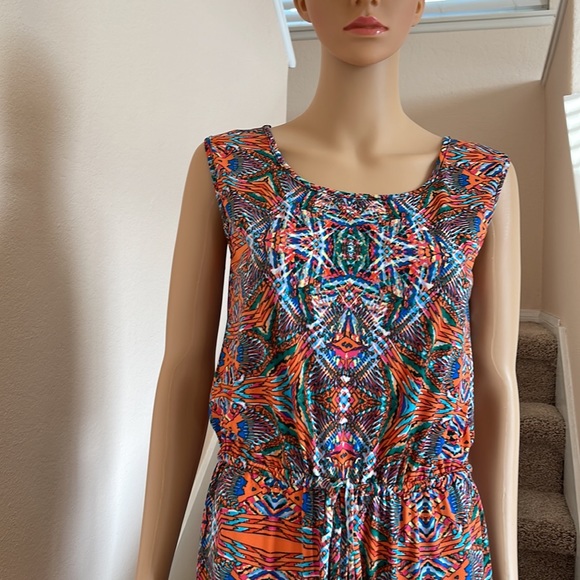 NWOT Multicolored Abstract Print Sleeveless Scoop Neck Wide Leg Jumpsuit Size M. - Picture 2 of 5